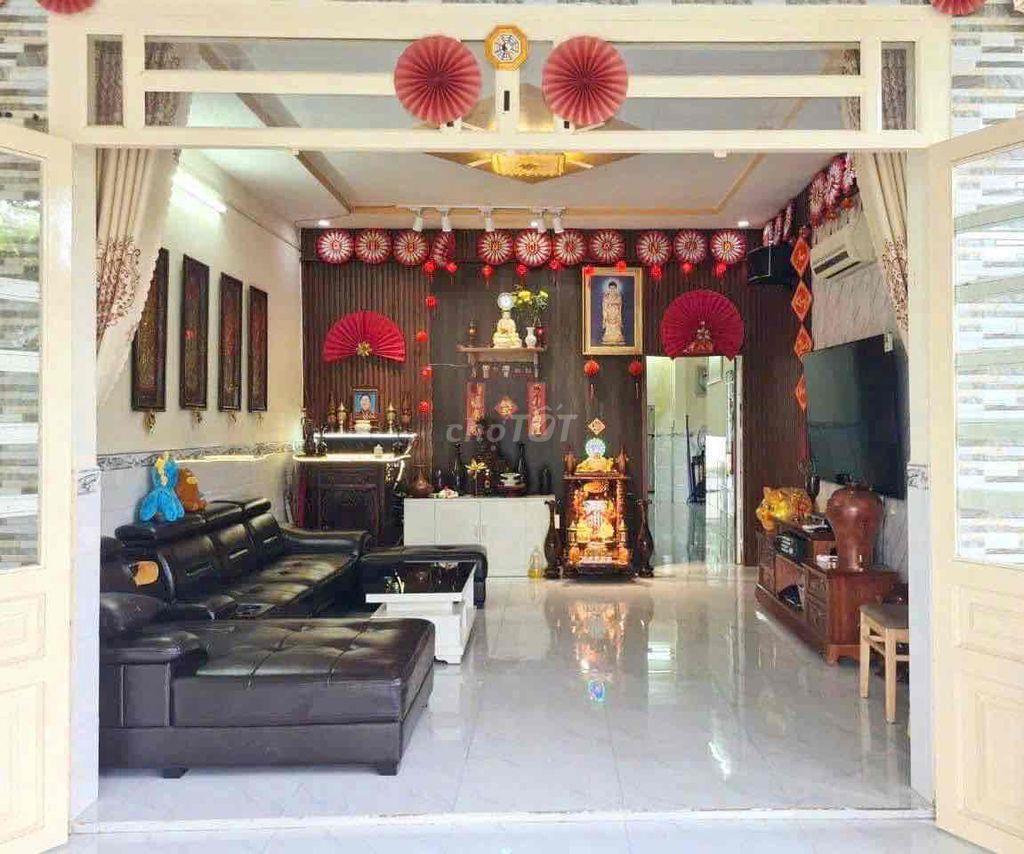 NHÀ ĐẸP 180m2 Thổ Cư Củ Chi - GIÁP QUẬN 12
