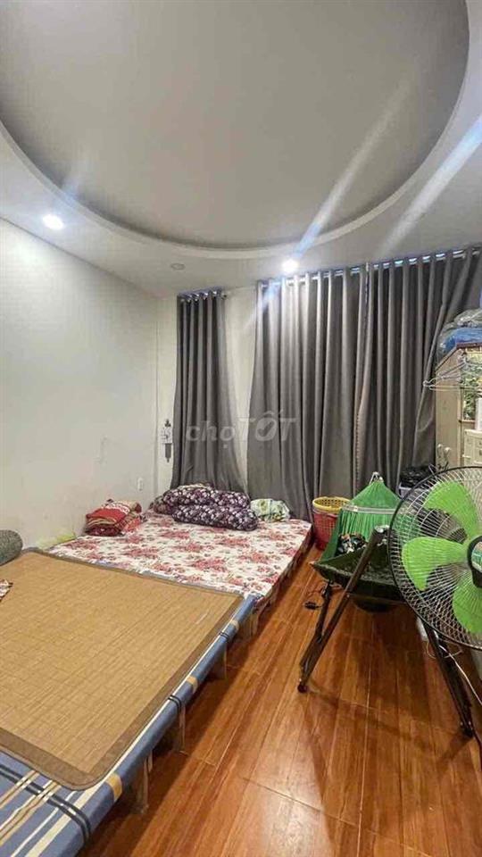 Nhà Nguyễn Duy Cung • 45m2 • 3 Tầng Lầu • 4 Phòng Ngủ
