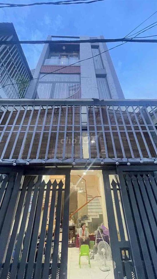 Nhà Nguyễn Duy Cung • 45m2 • 3 Tầng Lầu • 4 Phòng Ngủ