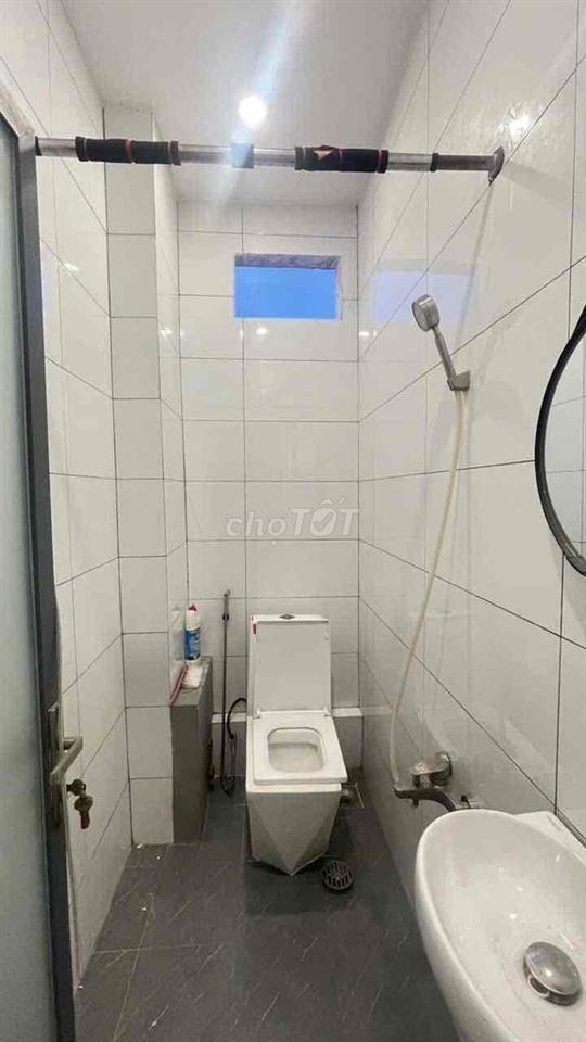 Nhà Nguyễn Duy Cung • 45m2 • 3 Tầng Lầu • 4 Phòng Ngủ