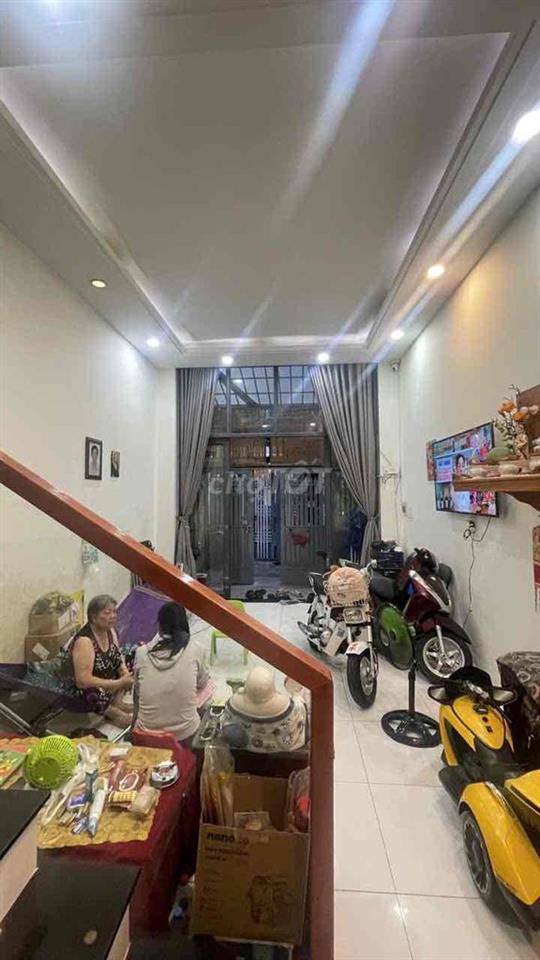 Nhà Nguyễn Duy Cung • 45m2 • 3 Tầng Lầu • 4 Phòng Ngủ