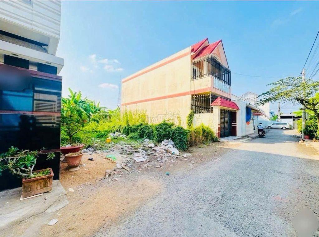 Hóc Môn. SỔ riêng sang tên ngay ch.ủ cần bán lô đất 800tr,iệu có 98m2