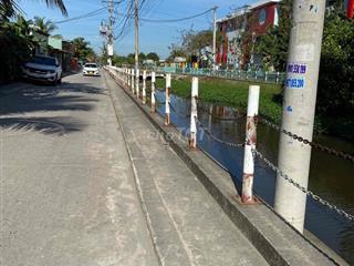 Nhà trường mầm non bình mỹ