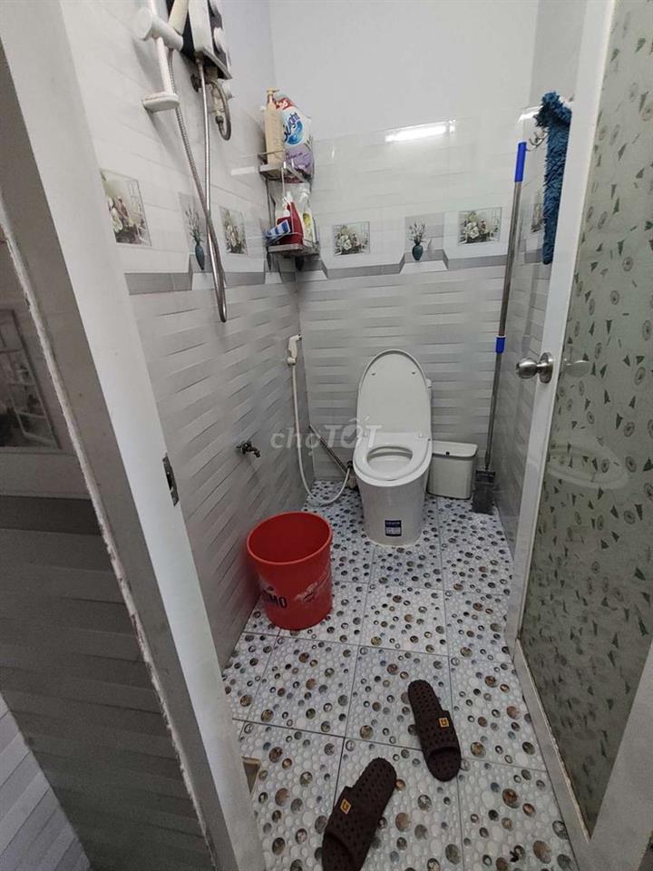 NHÀ 2 MẶT TIỀN HẺM