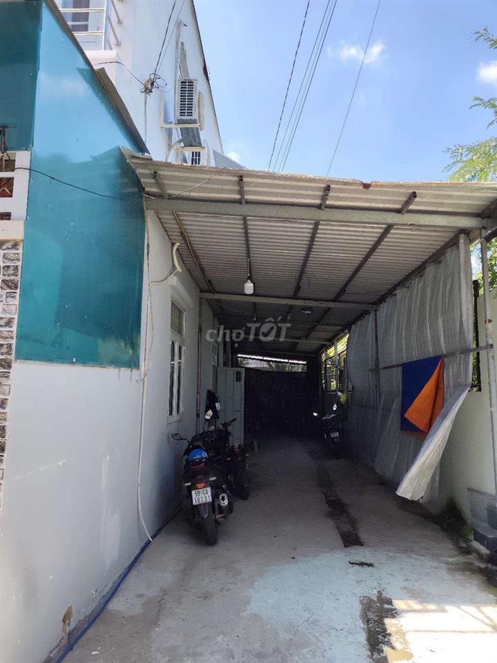 NHÀ 2 MẶT TIỀN HẺM