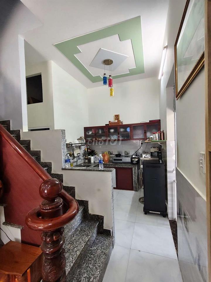 NHÀ 2 MẶT TIỀN HẺM