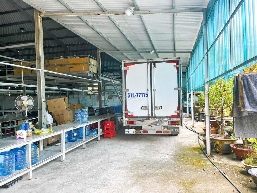 Bán nhà +  xưởng phía sau đang làm may mặc Tân An Hội, Củ Chi, 