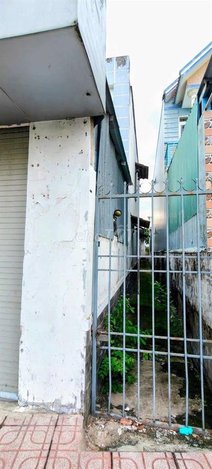 Nhà mặt tiền Trần Thị Bốc-Thới Tam Thôn-Hóc Môn.Dt 5x44~204m2. 6,7ty