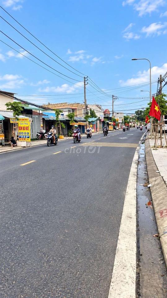 Kho mặt tiền Phạm Thị Giây-Thới Tam Thôn-Hóc Môn.Dt 280m2~2 tấm. 25tr