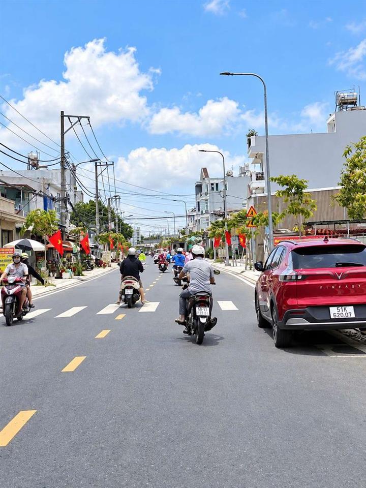 Kho mặt tiền Phạm Thị Giây-Thới Tam Thôn-Hóc Môn.Dt 280m2~2 tấm. 25tr