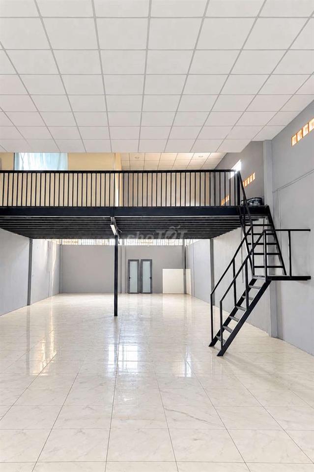 Kho xưởng 1/Mỹ Huề-Trung Chánh-Hóc Môn.Dt 8,6x25~202m2. 7,4ty