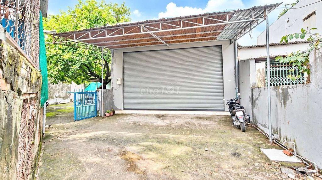 Kho xưởng 1/Mỹ Huề-Trung Chánh-Hóc Môn.Dt 8,6x25~202m2. 7,4ty