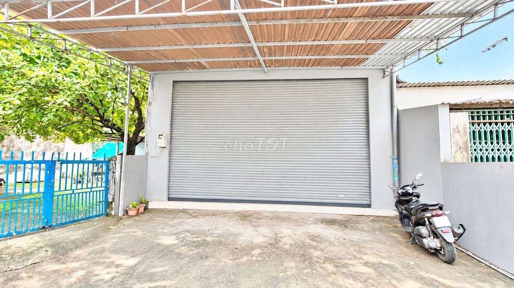 Kho xưởng 1/Mỹ Huề-Trung Chánh-Hóc Môn.Dt 8,6x25~202m2. 7,4ty