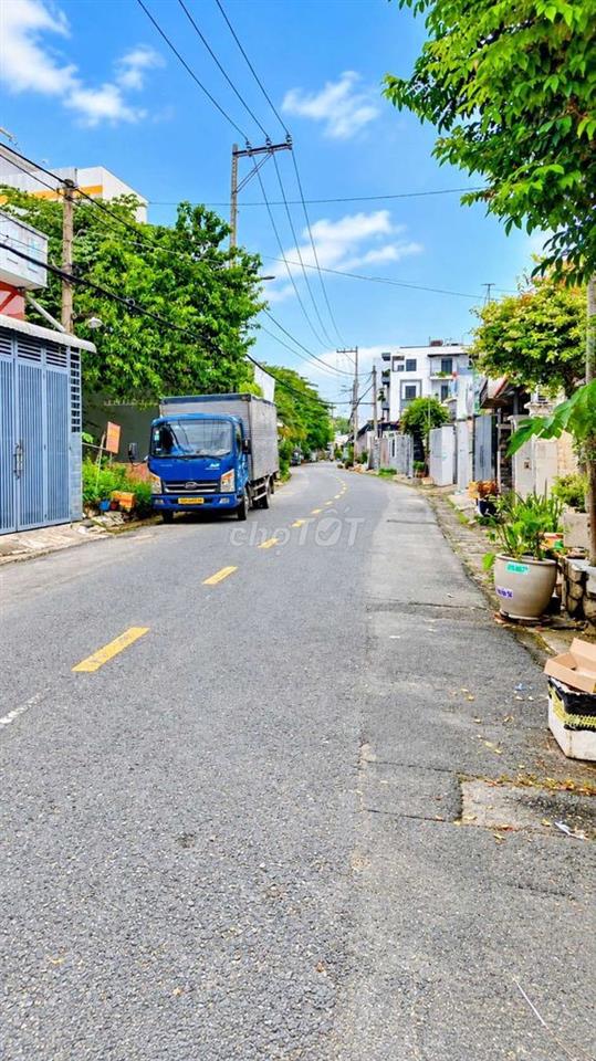 Kho xưởng 1/Mỹ Huề-Trung Chánh-Hóc Môn.Dt 8,6x25~202m2. 7,4ty