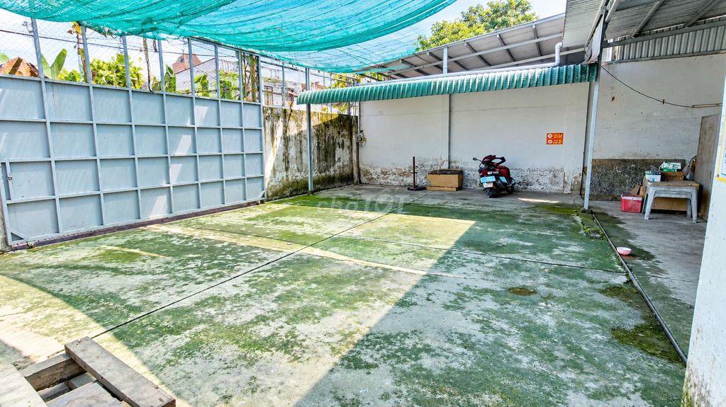 Kho xưởng mặt tiền Nguyễn Thị Sáu-Thới Tam Thôn-Hóc Môn.Dt 600m2. 26tr