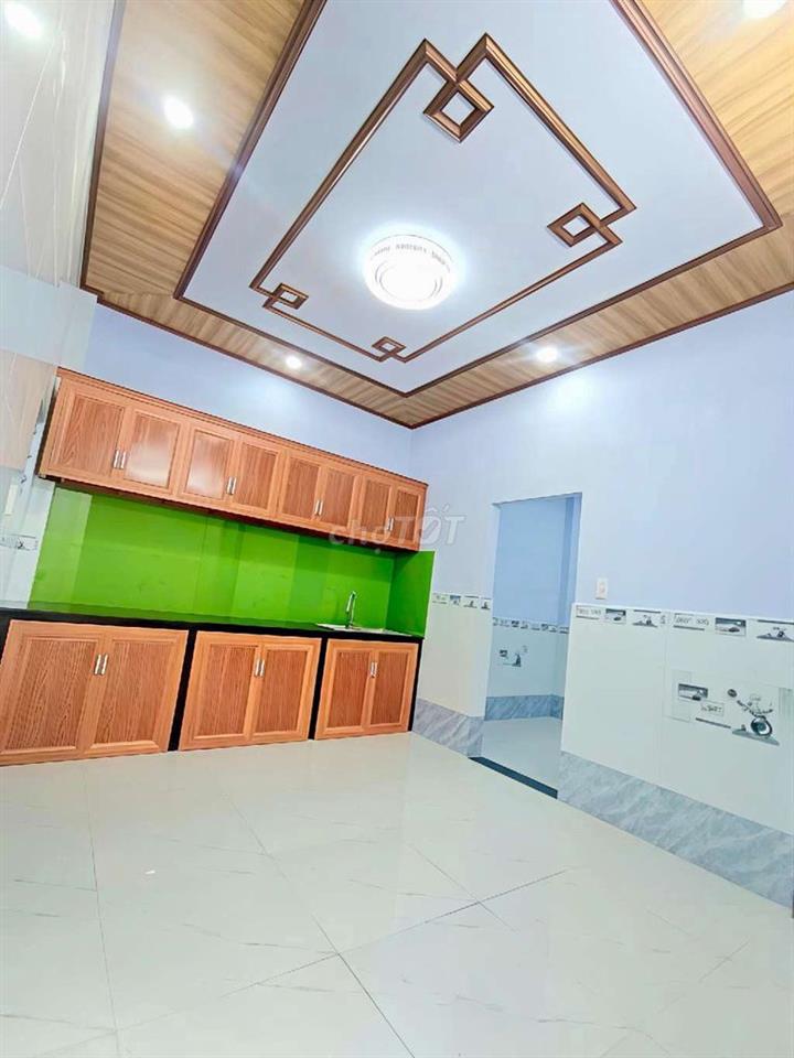 Nhà cấp 4 SHR 2/Lê Văn Phiên-Thị Trấn Hóc Môn.Dt 5x21~106m2. 3ty