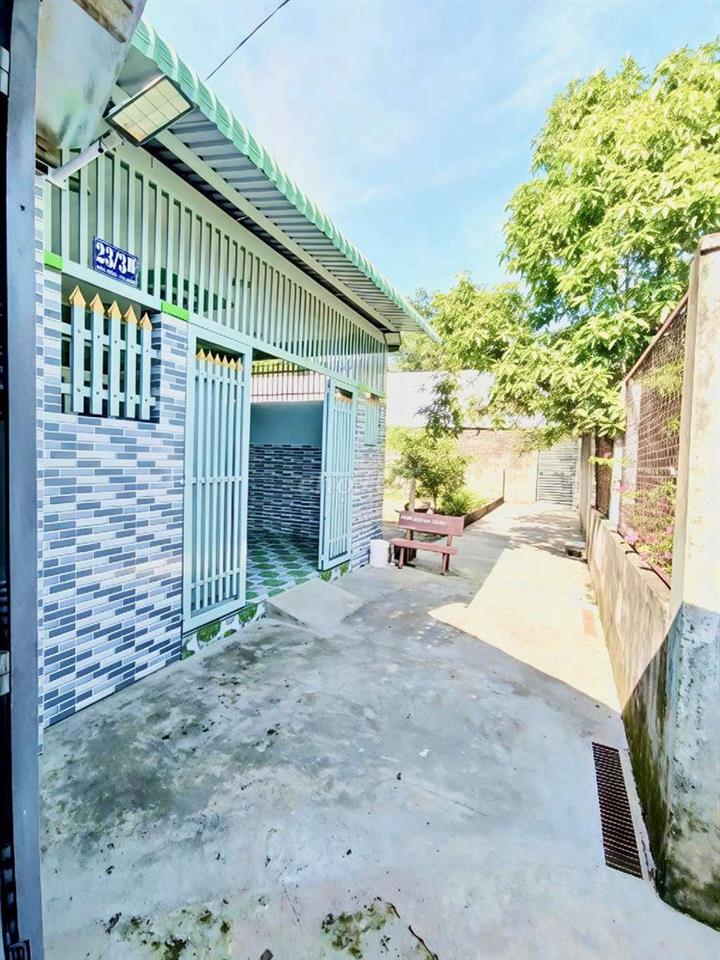 Nhà cấp 4 SHR 2/Lê Văn Phiên-Thị Trấn Hóc Môn.Dt 5x21~106m2. 3ty