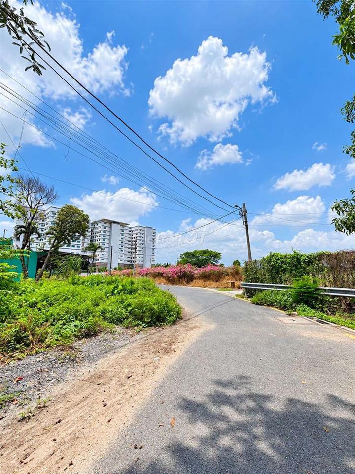 Đất nền SHR Khu phố 2-4-Thị Trấn Hóc Môn.Dt 4x20m nở hậu~92m2. 2,85ty