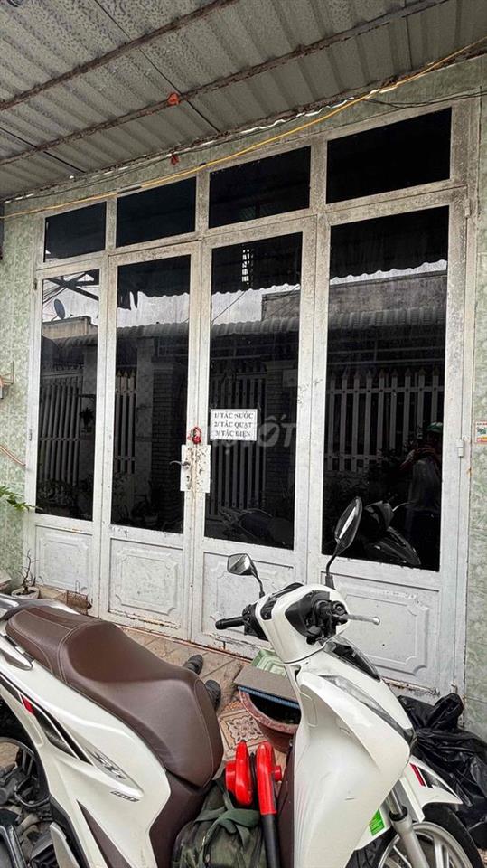 Nhà bán gần chợ chiều Tân Thạnh Đông