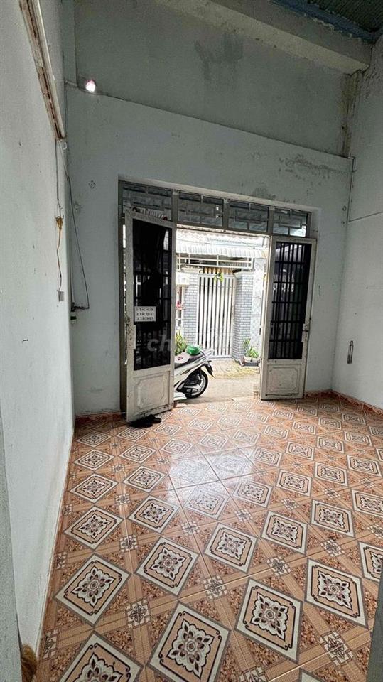 Nhà bán gần chợ chiều Tân Thạnh Đông