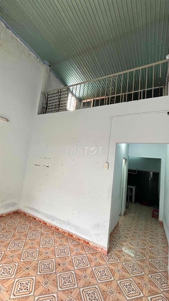 Nhà bán gần chợ chiều Tân Thạnh Đông