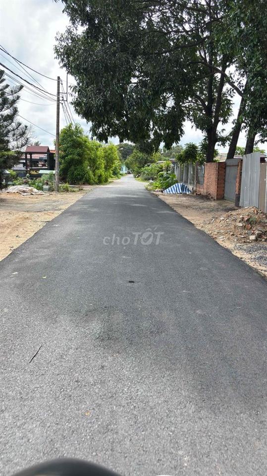 Nhà bán gần chợ chiều Tân Thạnh Đông