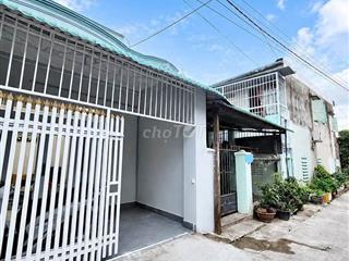 Cần bán gấp căn nhà ở 1/ Đ. Láng Cát Giồng Sao 129,5m2 SHR giá 900tr