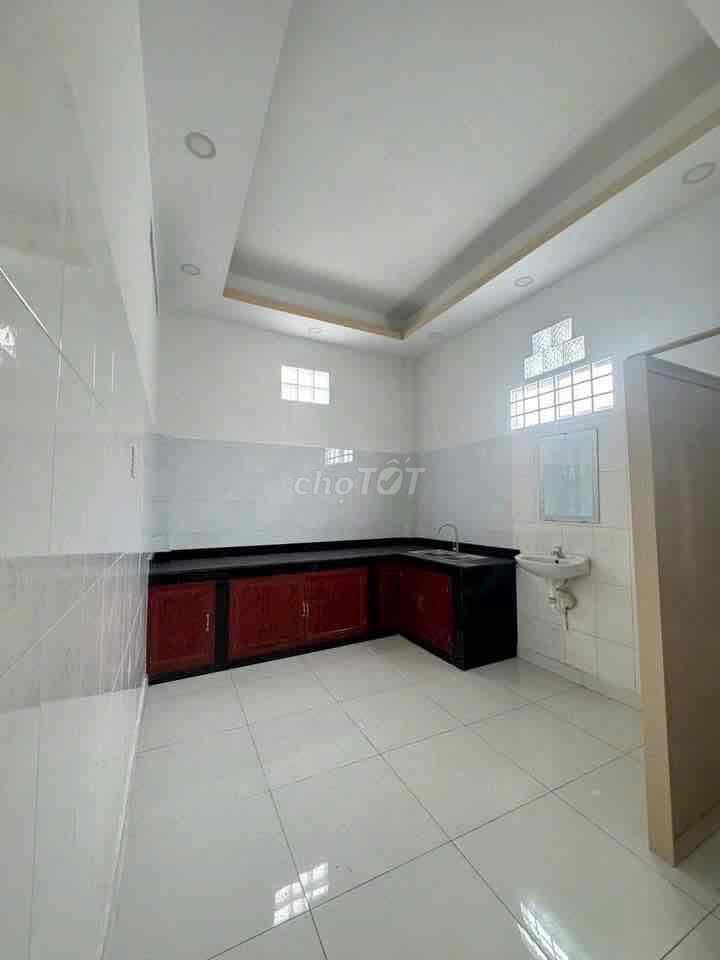 bán gấp căn nhà ở 1/ Trần Thị Bàu -  Tân An Hội 124,6m2 shr giá 900tr