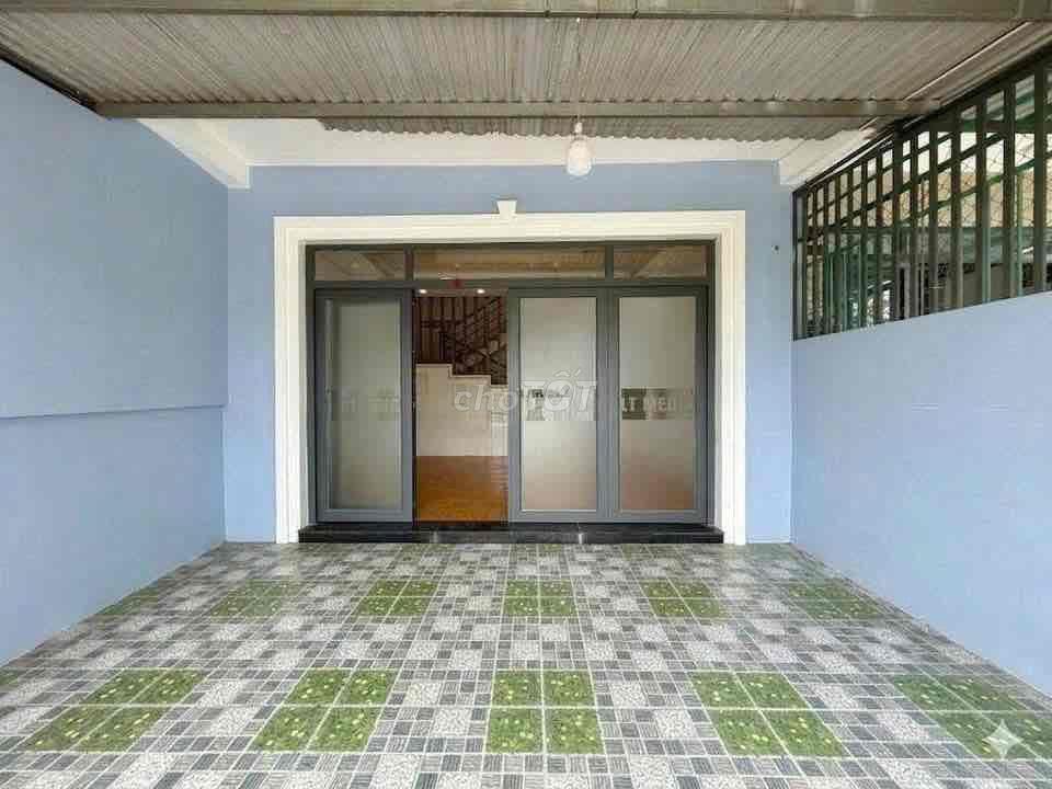 bán gấp căn nhà ở 1/ Trần Thị Bàu -  Tân An Hội 124,6m2 shr giá 900tr