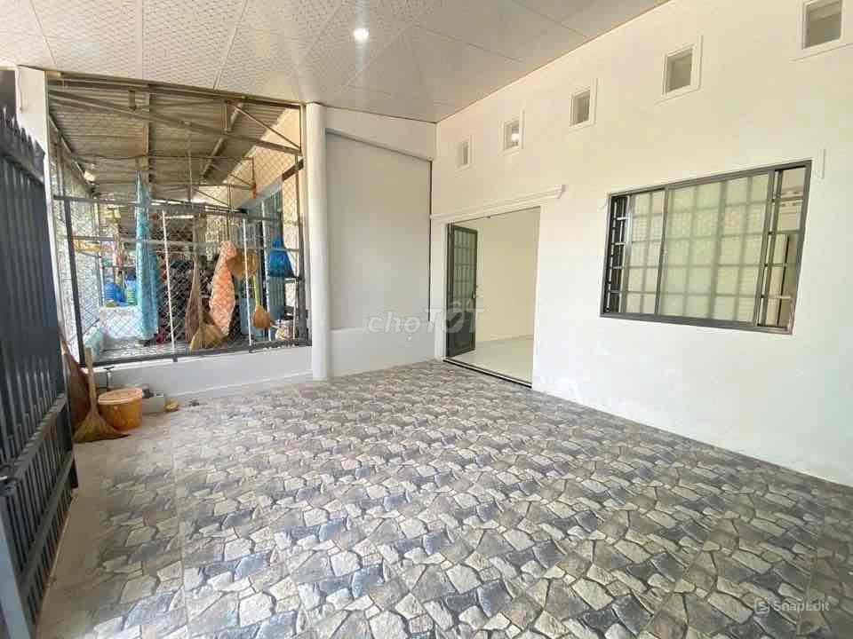 Bán gấp căn nhà ở 1/ Mai Thị Buội-Phước Vĩnh An 96m2 shr giá chỉ 845tr