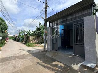 Bán gấp căn nhà cấp 4 ở Đ. Số 9-Tân Thông Hội * DT:130m2 SHR giá 910tr