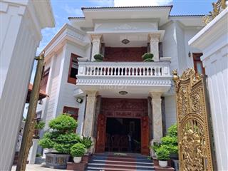 Biệt thự 100% Gỗ Đỏ Việt Nam.