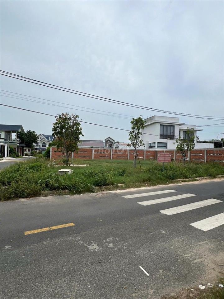 siêu phẩm đất 210m² Huỳnh Văn Cọ,Củ Chi – 2 mặt tiền 925tr