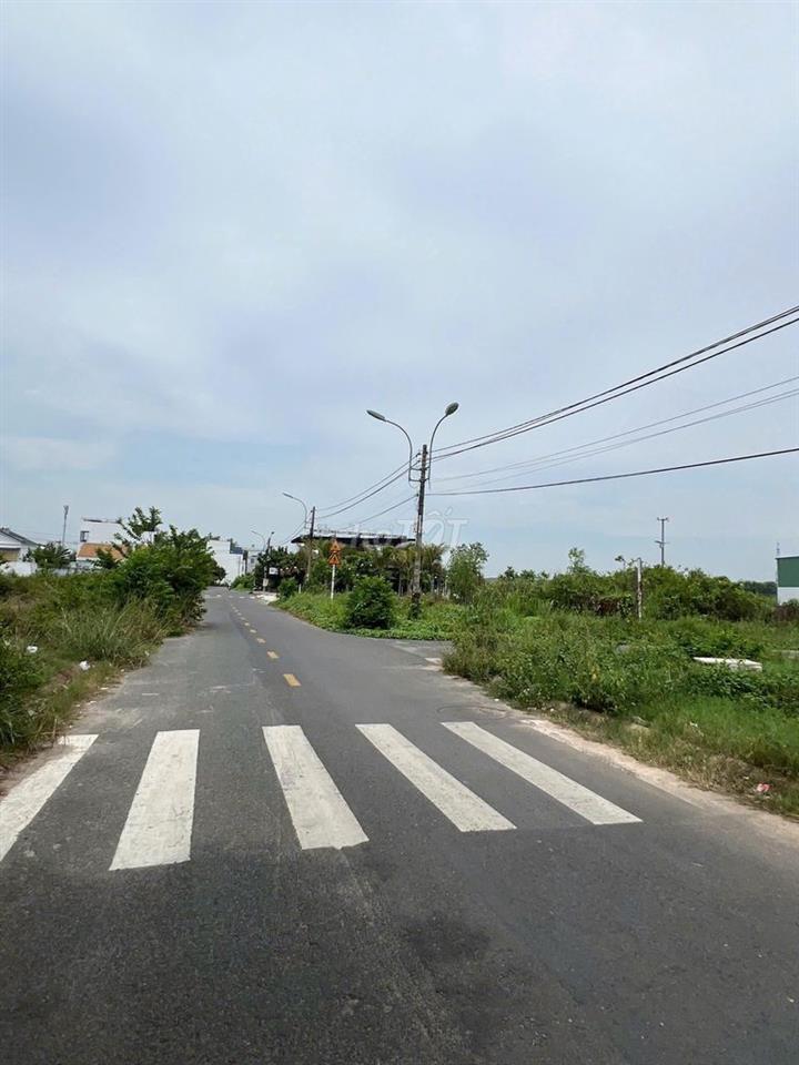siêu phẩm đất 210m² Huỳnh Văn Cọ,Củ Chi – 2 mặt tiền 925tr