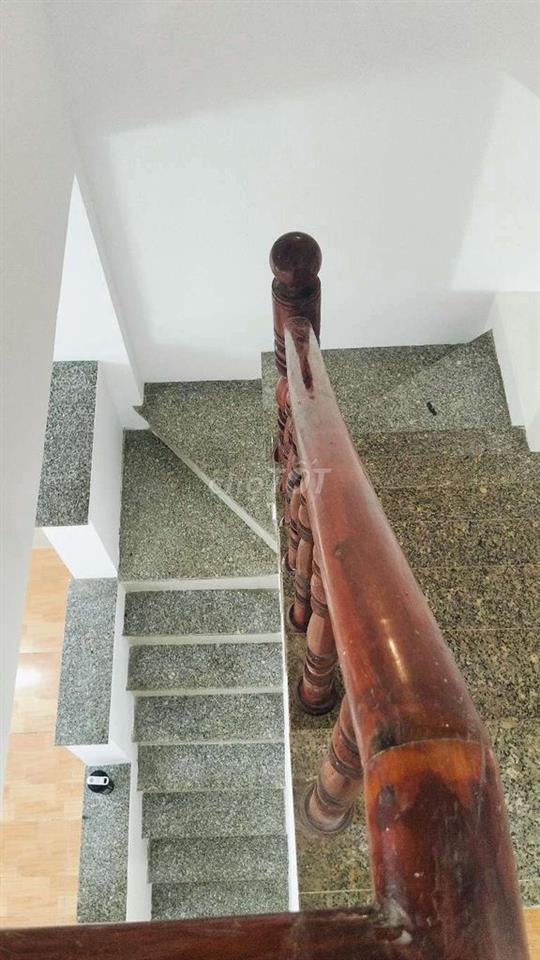 em chính chủ cần bán gấp nhà vi bằng