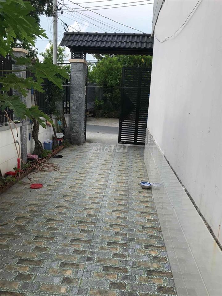 Chính chủ bán nhà MT đường Võ Thị Quận dt 8x30 full thổ cư