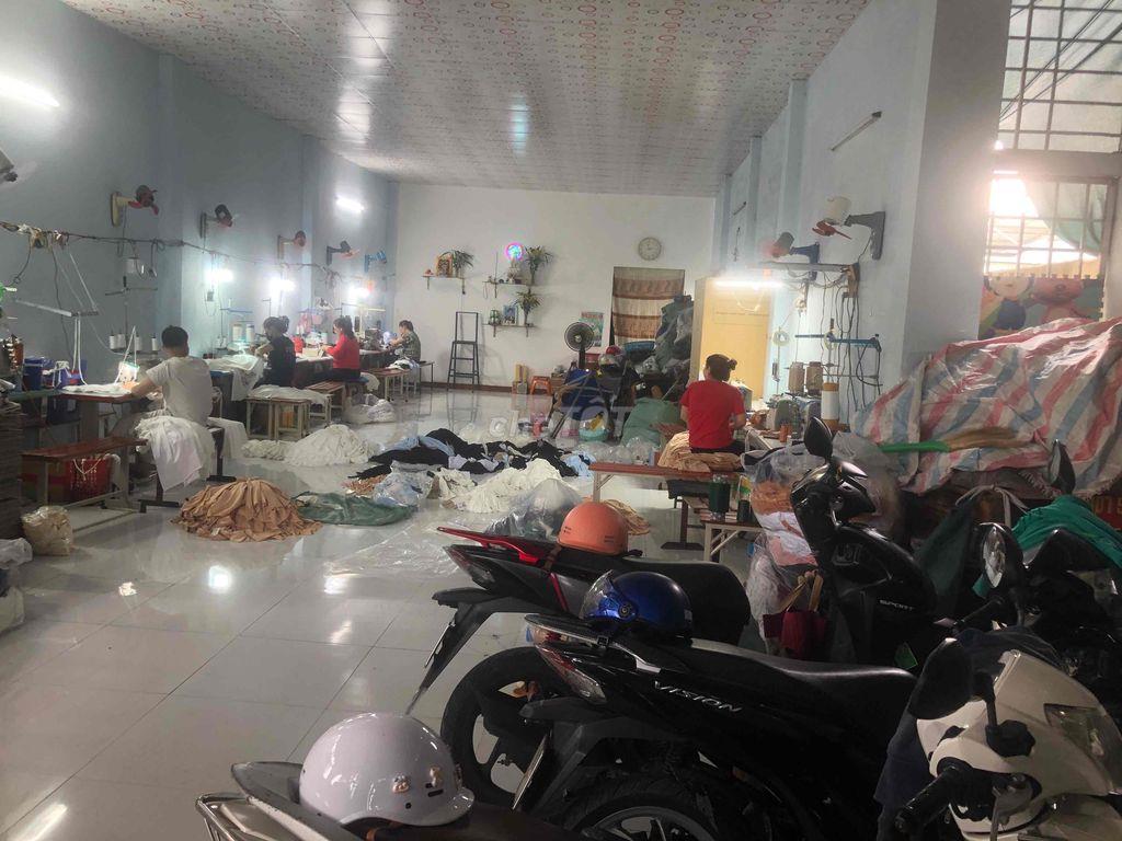 Nhà nguyên căn mặt tiền đường 177 cho thuê