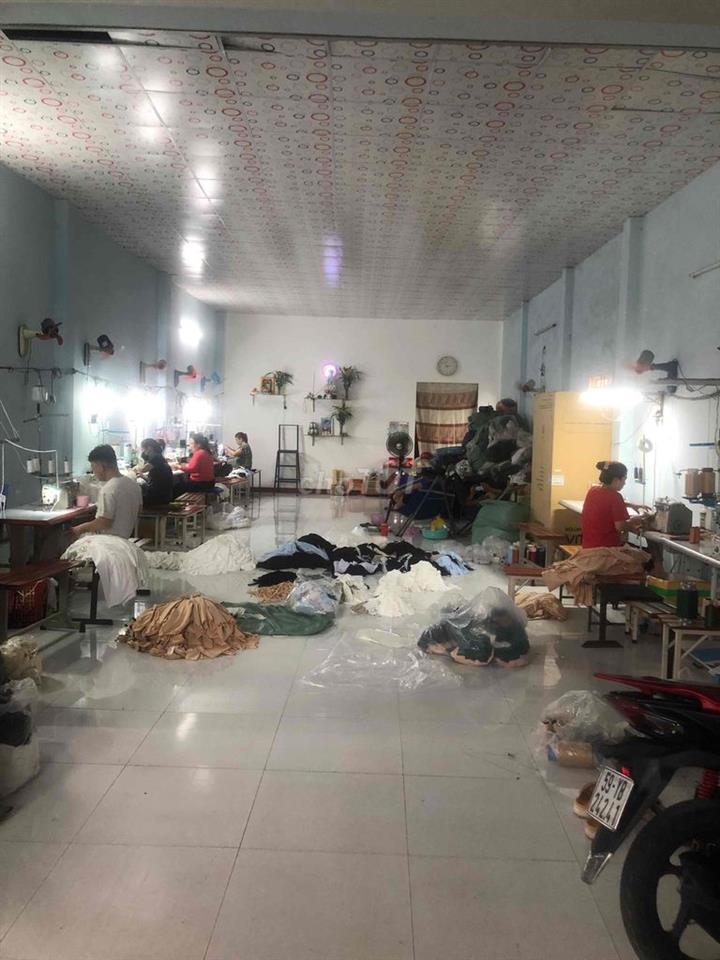 Nhà nguyên căn mặt tiền đường 177 cho thuê