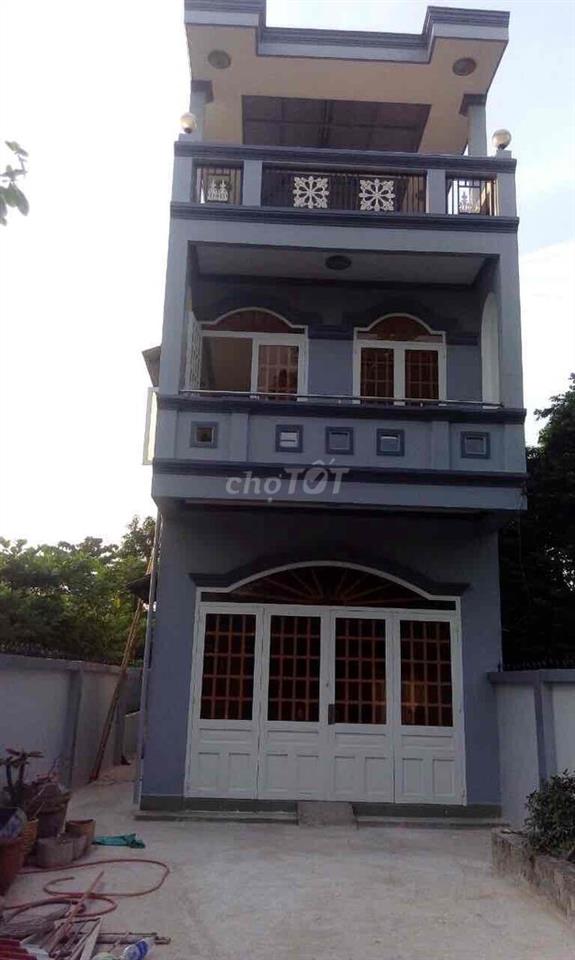 Nhà mặt tiền đường Bến Than, DT 300 m2