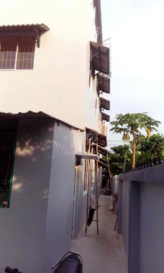Nhà mặt tiền đường Bến Than, DT 300 m2