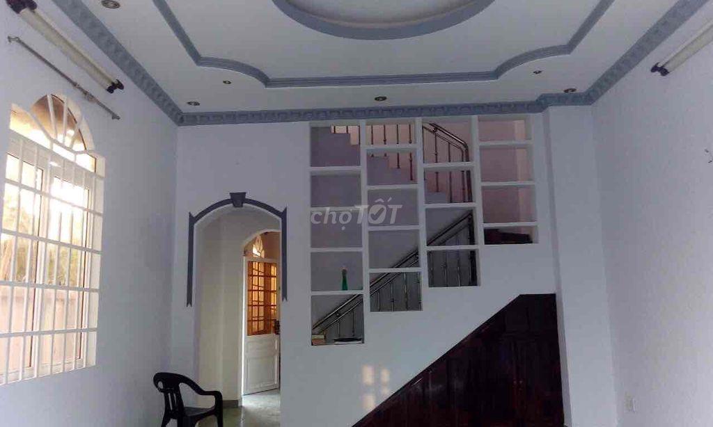 Nhà mặt tiền đường Bến Than, DT 300 m2