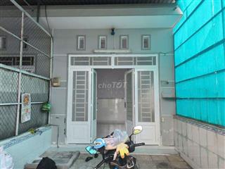 Nhà mặt tiền gần ngã. tư suối lội , quốc lộ 22