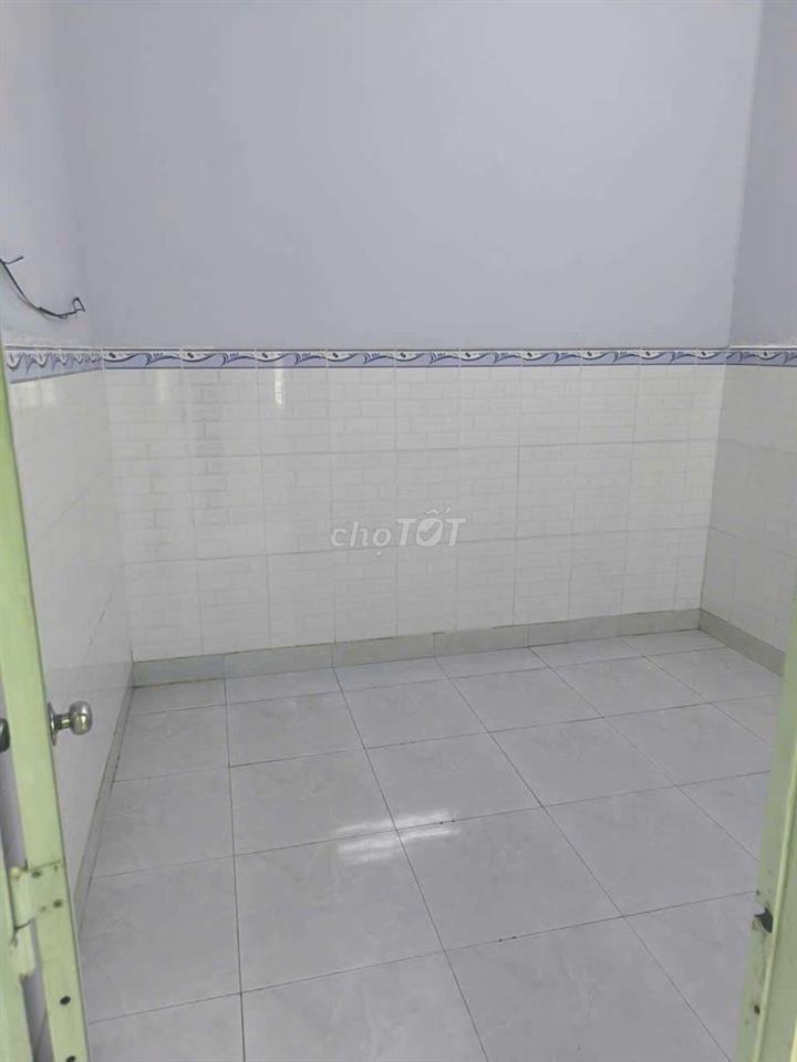 Nhà mặt tiền gần ngã. tư suối lội , quốc lộ 22