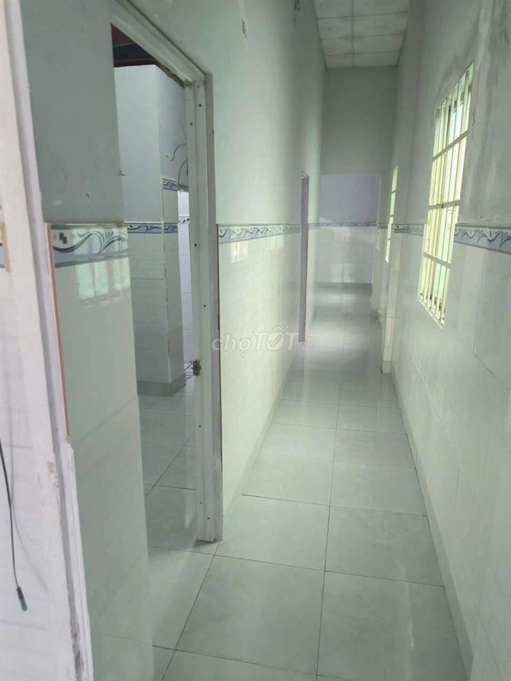 Nhà mặt tiền gần ngã. tư suối lội , quốc lộ 22