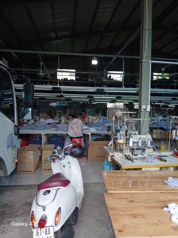 Cần tiền trả ngân hàng bán gấp xưởng MT Đường Container 