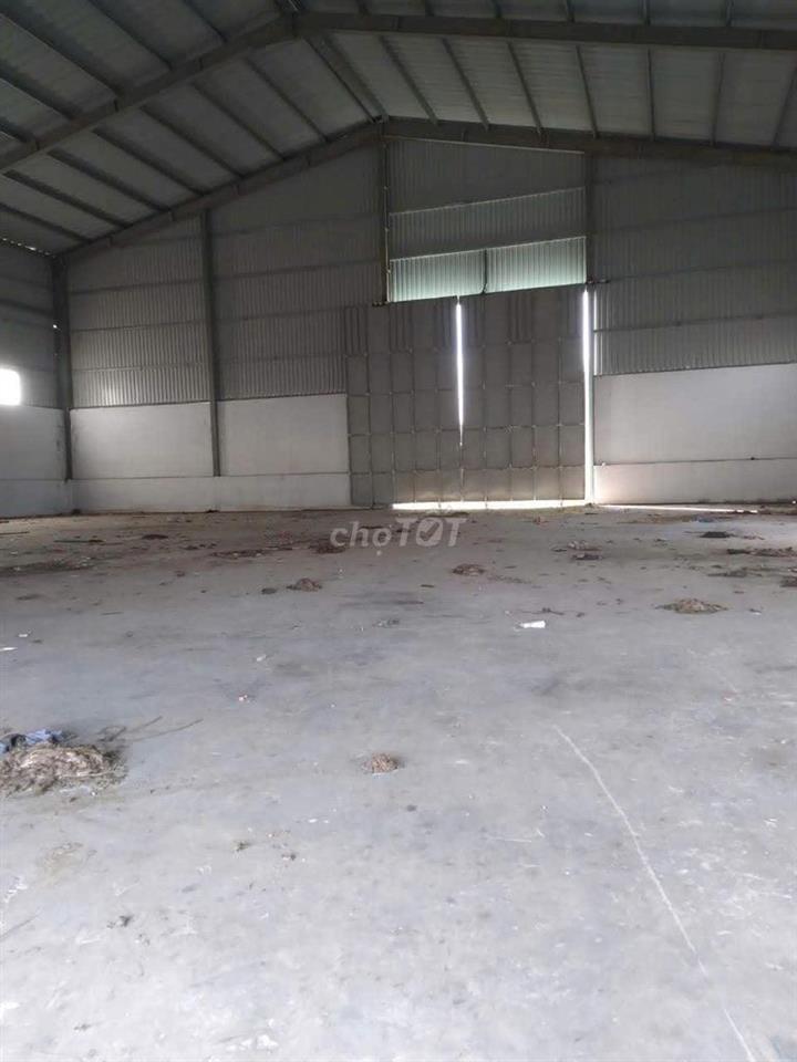 CHO THUÊ XƯỞNG MT XE CONTAINER TÂN PHÚ TRUNG