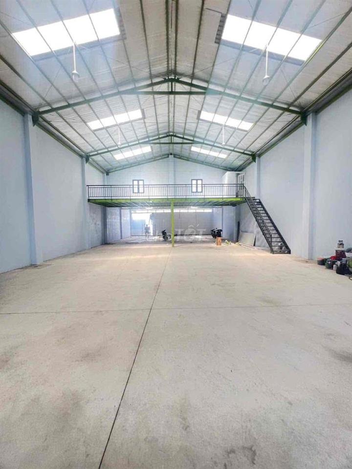 Cho thuê xưởng 600m. Bà Điểm. Hóc Mốn