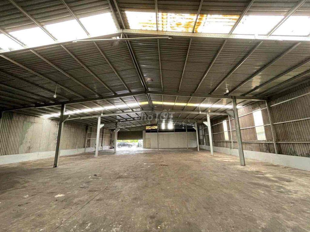 Cho thuê xưởng 1400m. Xuân thới thượng. Hóc Môn