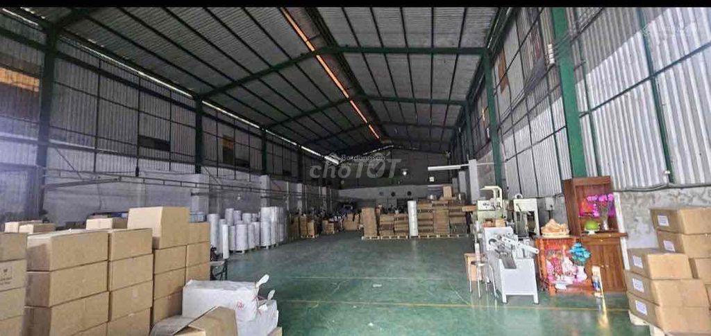 Cho thuê xưởng 700m. Trịnh thị miếng. Thới Tam thôn. Hóc Môn