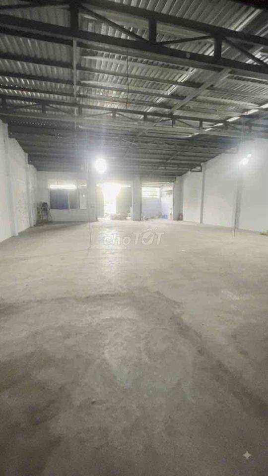 Cho thuê xưởng 350m. Đường Nguyễn Thị Đành. Xuân Thới Sơn. Hóc Môn